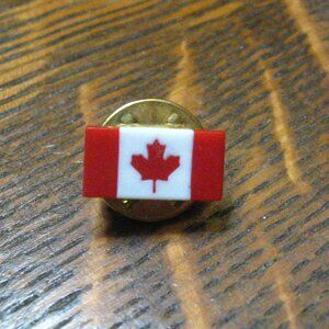 Canadian Flag Maple Leaf Vintage Lapel Pin